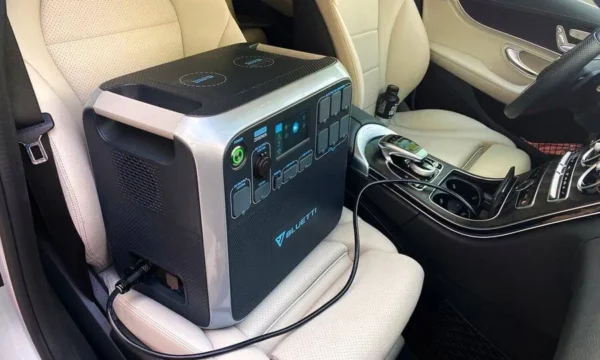BLUETTI AC200P + 3*PV120 2000 Watt Solar Generator - Image 7