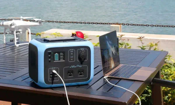 BLUETTI AC50S + 1*PV120 300 Watt Solar Generator - Image 10