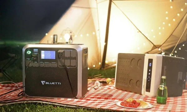 BLUETTI AC200P + 3*PV120 2000 Watt Solar Generator - Image 4